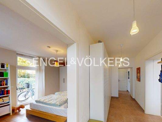 Helle Räume und direkter Zugang zum Außenbereich