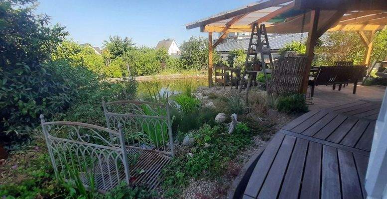 Überdachte Terrasse am Deich