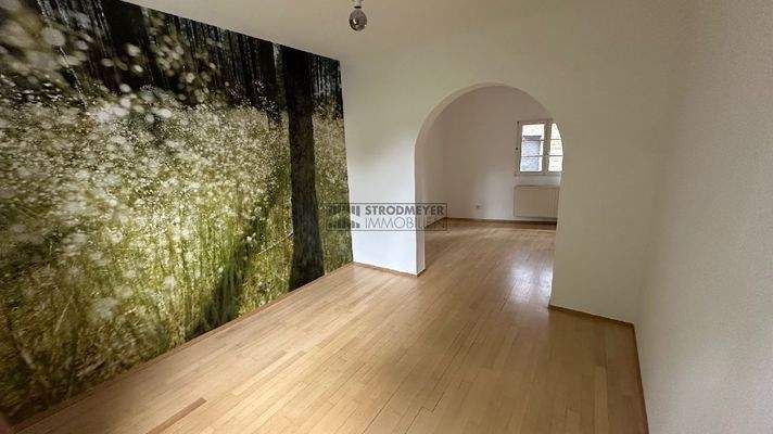 Arbeits- Kinderzimmer EG