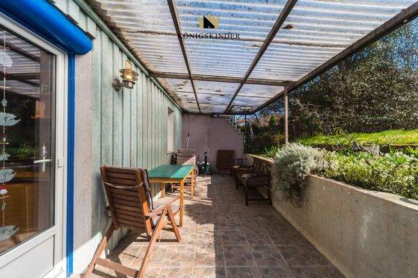 Terrasse 1 mit Überdachun