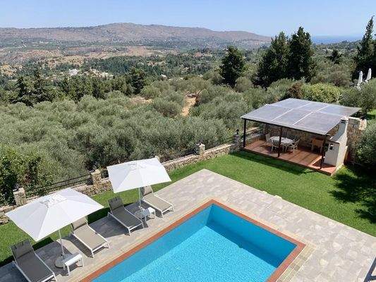Kreta, Filippos: Villa mit Pool in ruhiger Umgebung zu verkaufen