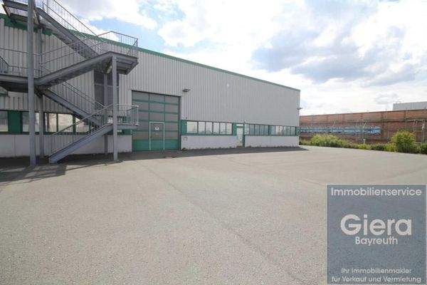 Hallenzufahrt - Nord