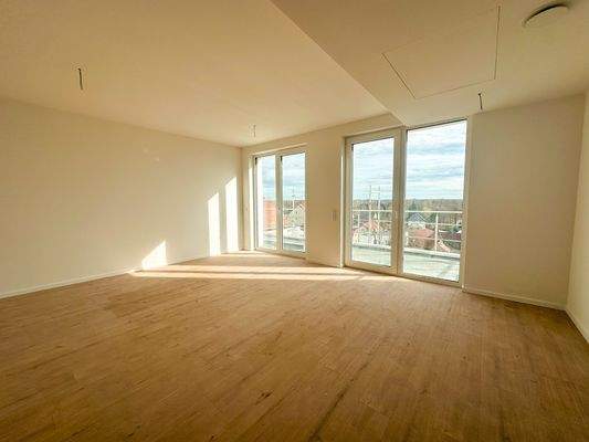 Offener Wohnbereich mit schönem Ausblick