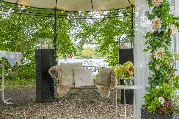 Potenzieller Trauungsbereich mit Ausblick auf den 