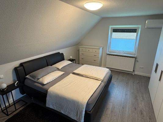 Elternschlafzimmer OG