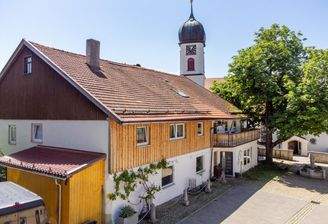 Wohn- und Geschäftshaus