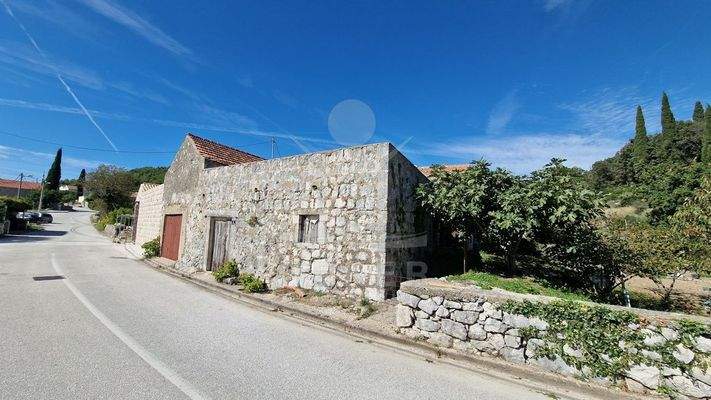 Eine Bauruine steht hier aktuell noch