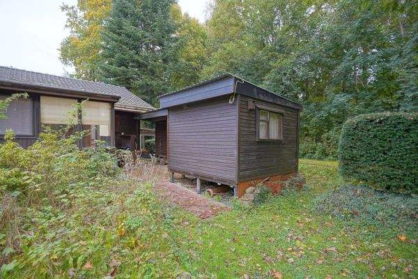 Außenbereich, Nebengebäude