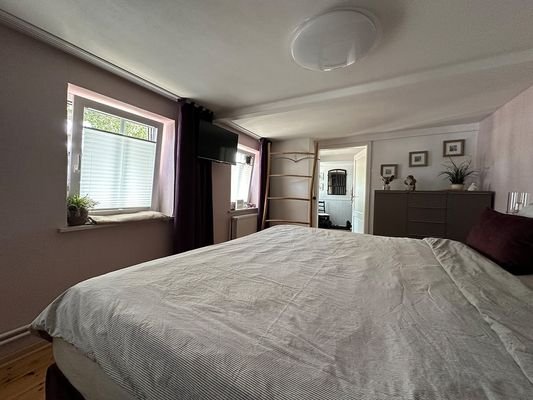 WHG 2 / EG Schlafzimmer