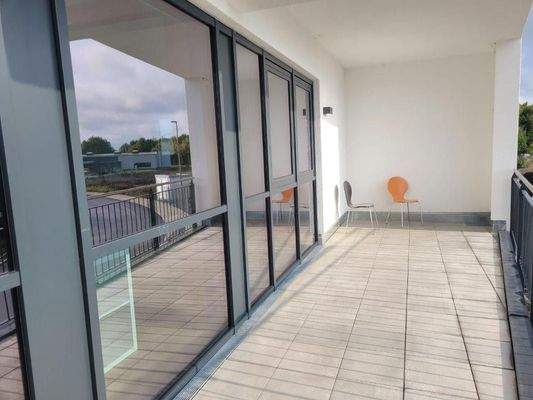 Gemeinschaftsbalkon (West)