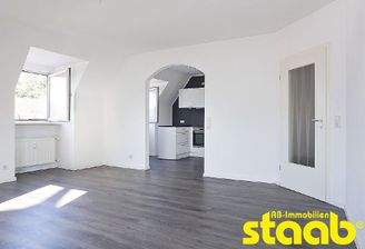 Wohn-/Esszimmer offen zur Küche