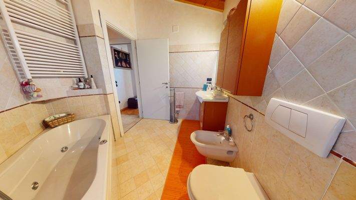 MT-002-195-Villa-singola-vista-lago-Polpenazze-del