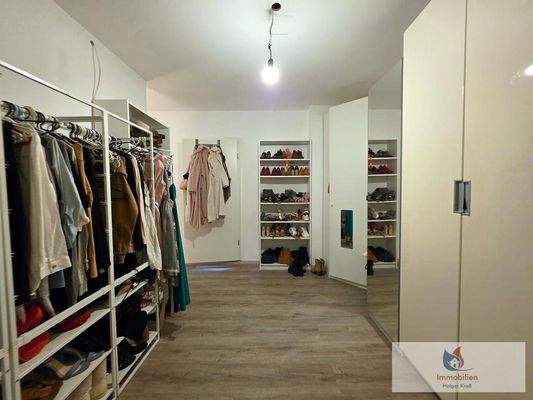 Zweites Schlafzimmer