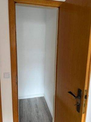 Abstellkammer_1.OG_Links_WE_3