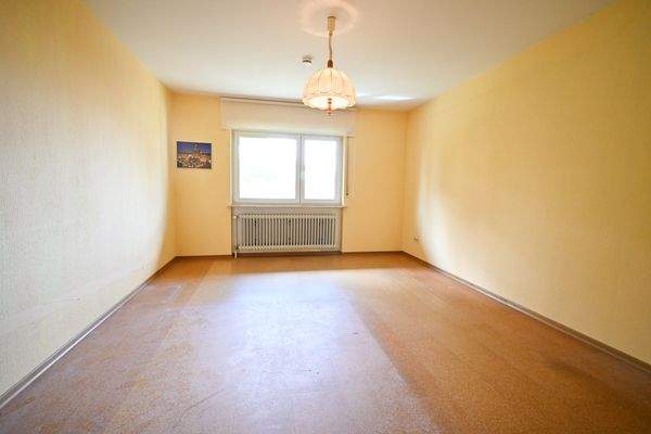 Schlafzimmer 2 von 2 EG