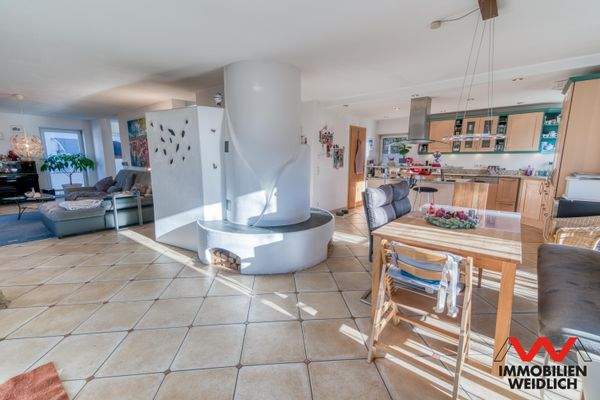 Großer, offener Wohn-Ess-Kochbereich