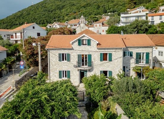 1 - Tivat, Lepetane -  authentic stone villa on th