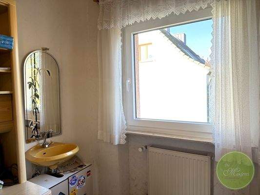 sogar mit Küchenecke.