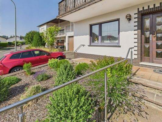 CAM01223G0-PR0148-STILL012