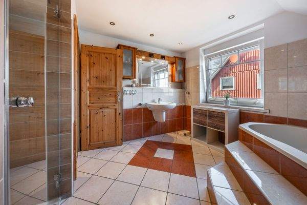 DI - Forbes Global Properties_19