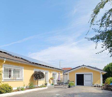 Neuhaus am Inn LZ Terrasse 2.jpg