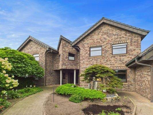 CAM03784G0-PR0075-STILL001