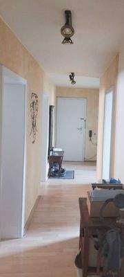 Wohnung 1. OG Links Flur