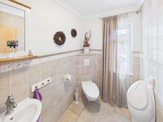 CAM03784G0-PR0075-STILL013