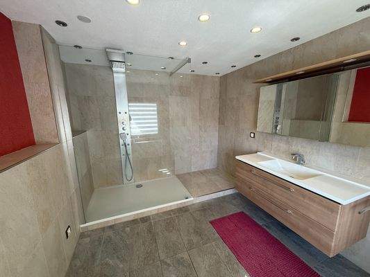 Badezimmer DG