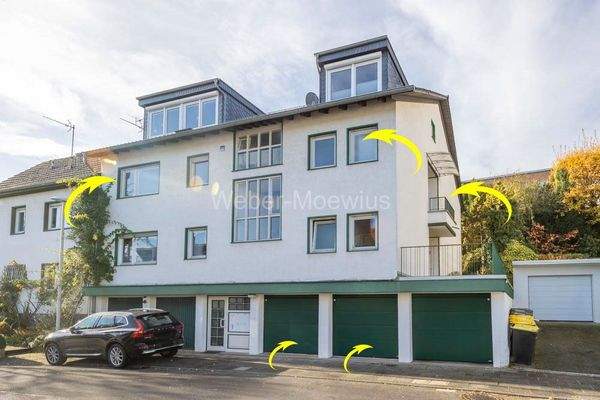 3446 Vorderansicht mit Garagen