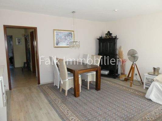 Wohn-/Esszimmer