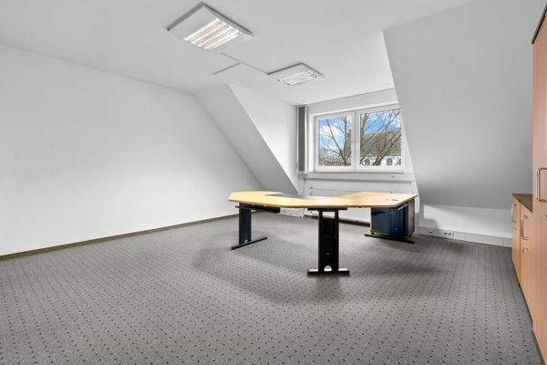 Büroraum 3..jpg