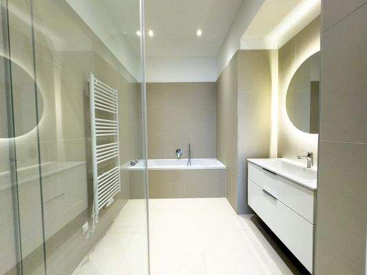 Badezimmer ca.  8,59 m²