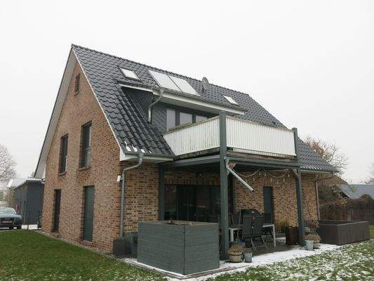 Rückansicht, OG mit Balkon