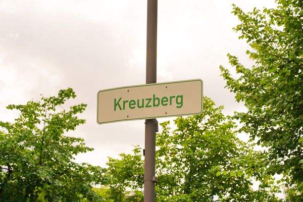 Kreuzberg Ortsschild