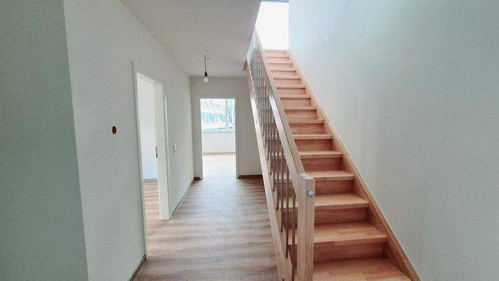 WE9 DG Masionette Diele 4.OG