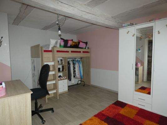 011- Kinderzimmer EG.JPG