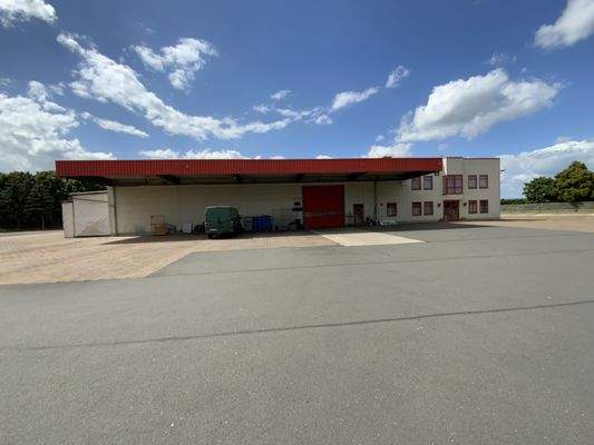 Vorderansicht / Eingangsbereich