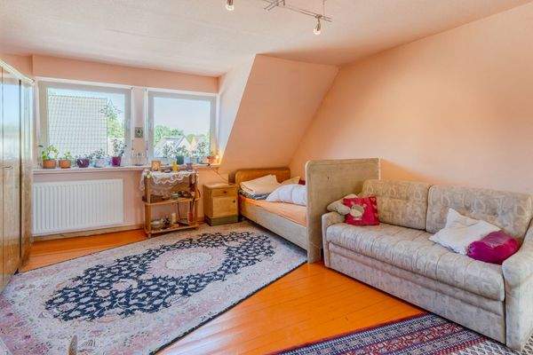 Teilansicht Schlafzimmer 5 DG