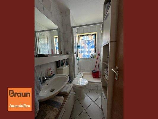 EG links 2-Zimmer, VS-S, Bad