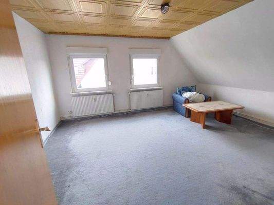 Wohnung im Dachgeschoss Zimmer 1