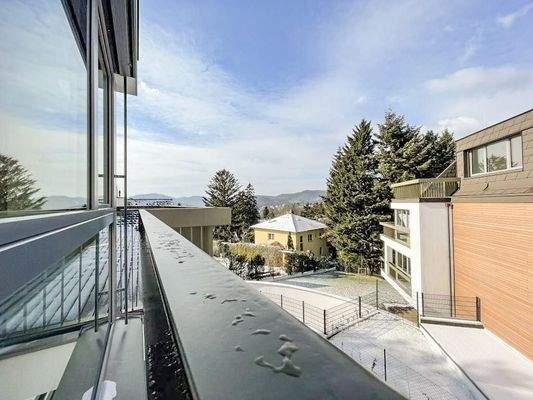 Ausblick-in-den-Innenhof-2