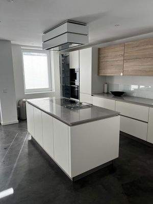 Küche mit Kochinsel