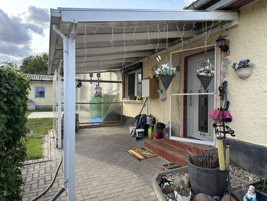 überdachter Sitzplatz/Hauseingang