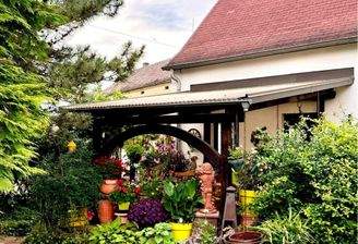 Anbau mit Terrasse