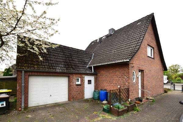 Haus Garage.jpg