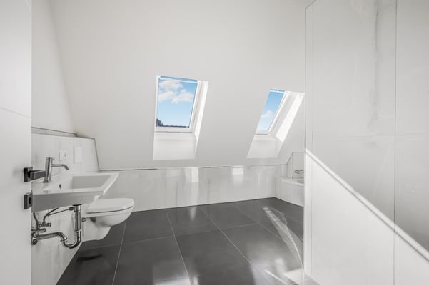 Ansicht_Badezimmer_Dachgeschos