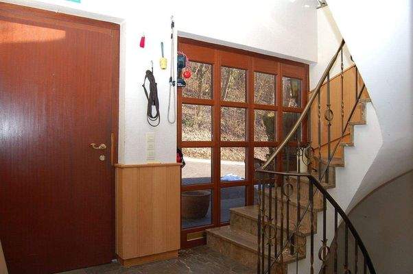 12 Eingangsbereich 2.JPG