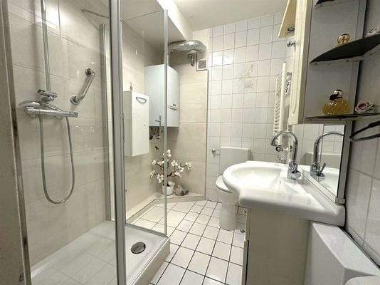 Modernisiertes Badezimmer