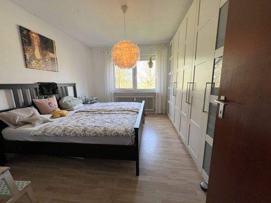 026 Schlafzimmer.jpg